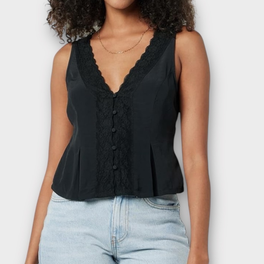 The Drop Black Lace Trim Sleeveless Top XXL